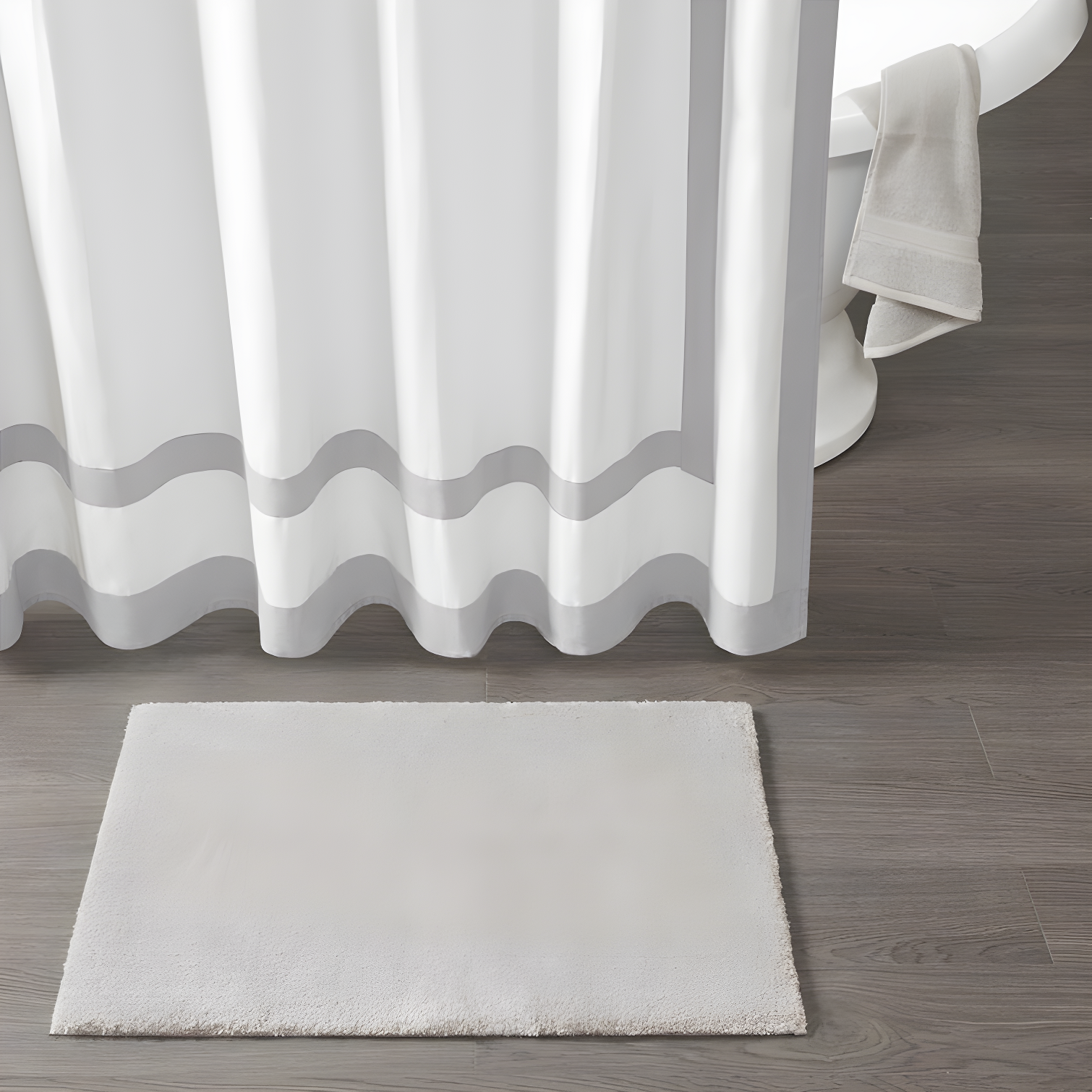 Taupe Microfiber Quick Dry Bath Rug