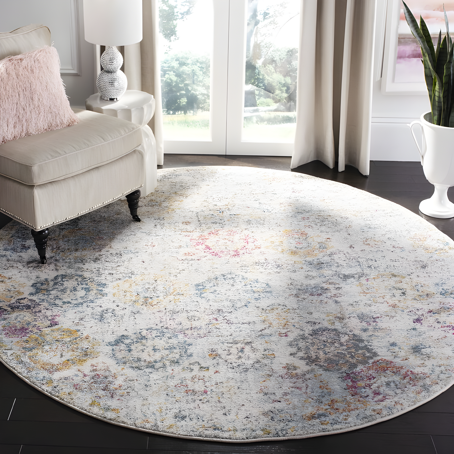 Elegant Madison 4' Round Grey & Gold Synthetic Cotton Area Rug