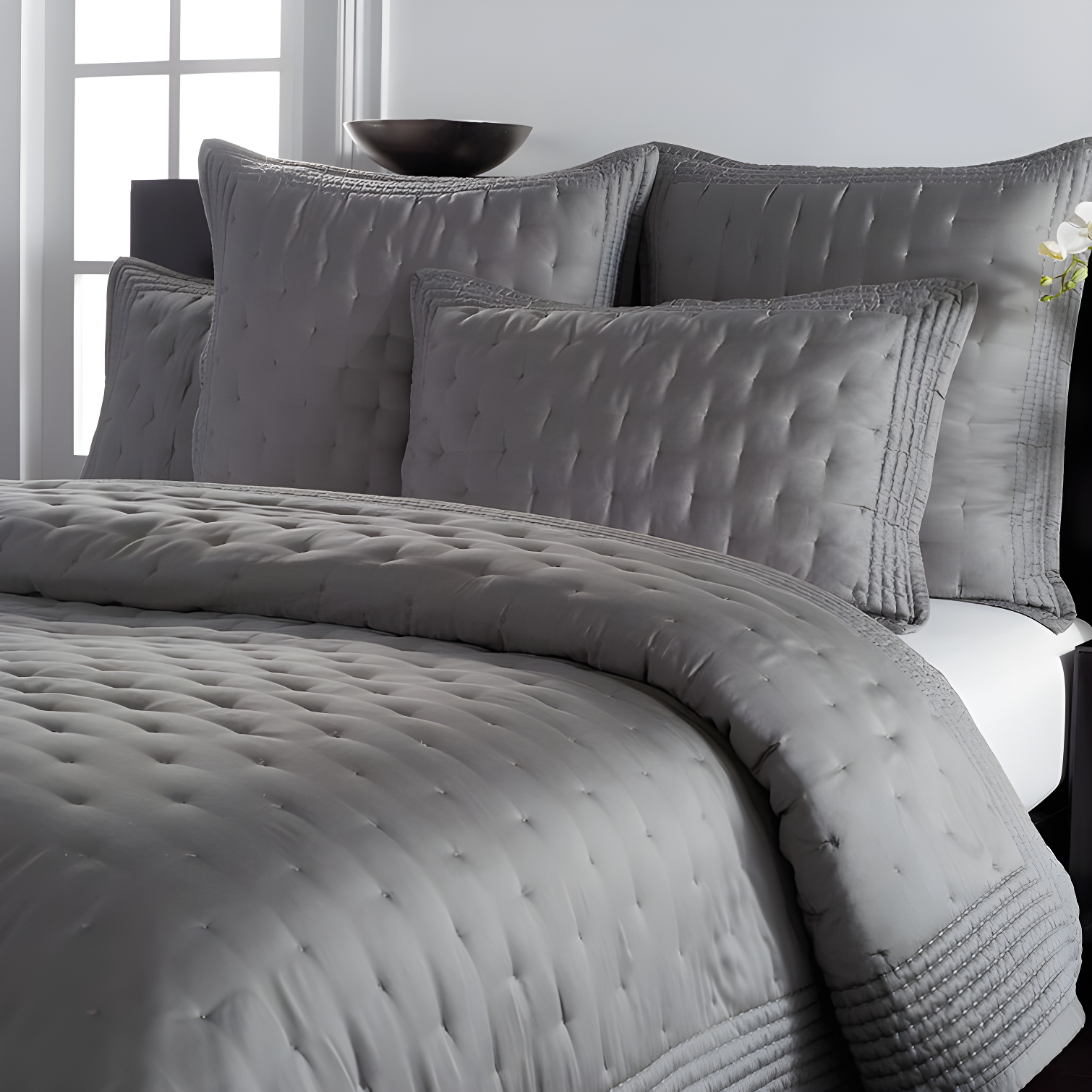 Charcoal Pure Silk Full Quilt with Subtle Tack Stitch