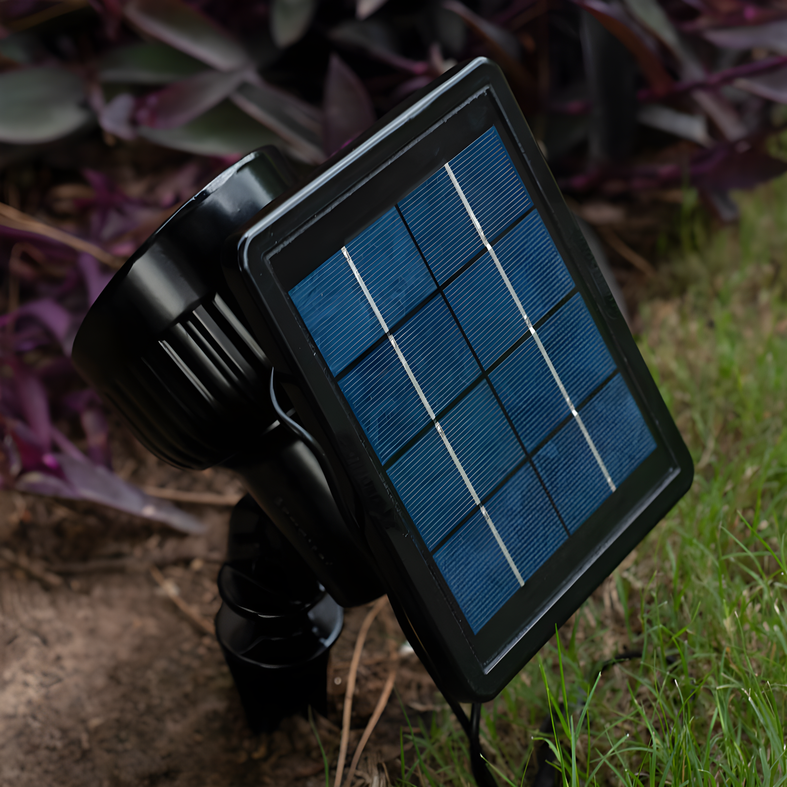 Progressive Bright White LED Solar Garden Spotlight, Cast Aluminum