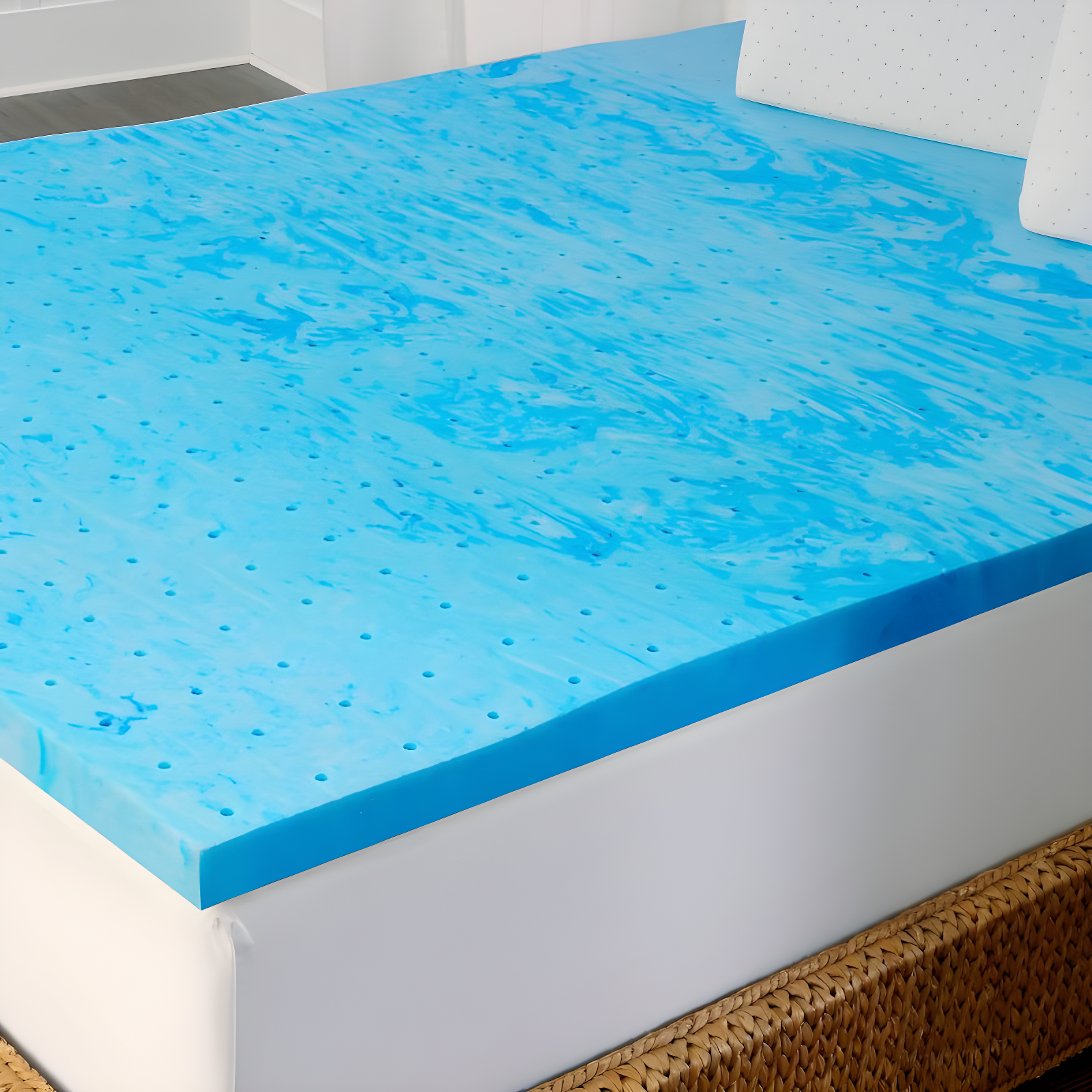 Queen Size Blue Gel Memory Foam Mattress Topper