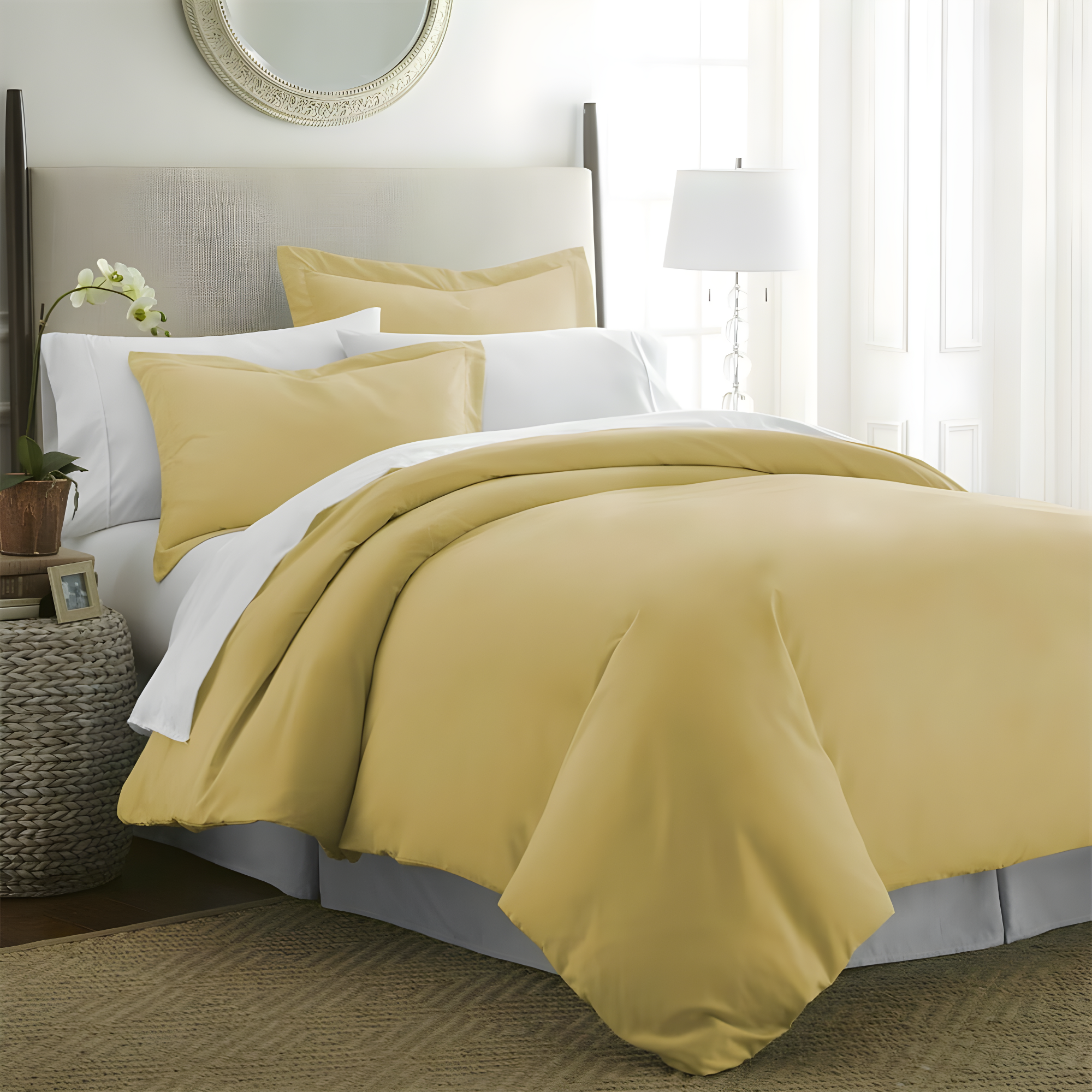 Lemon Yellow Queen Microfiber Duvet Cover Set with Shams