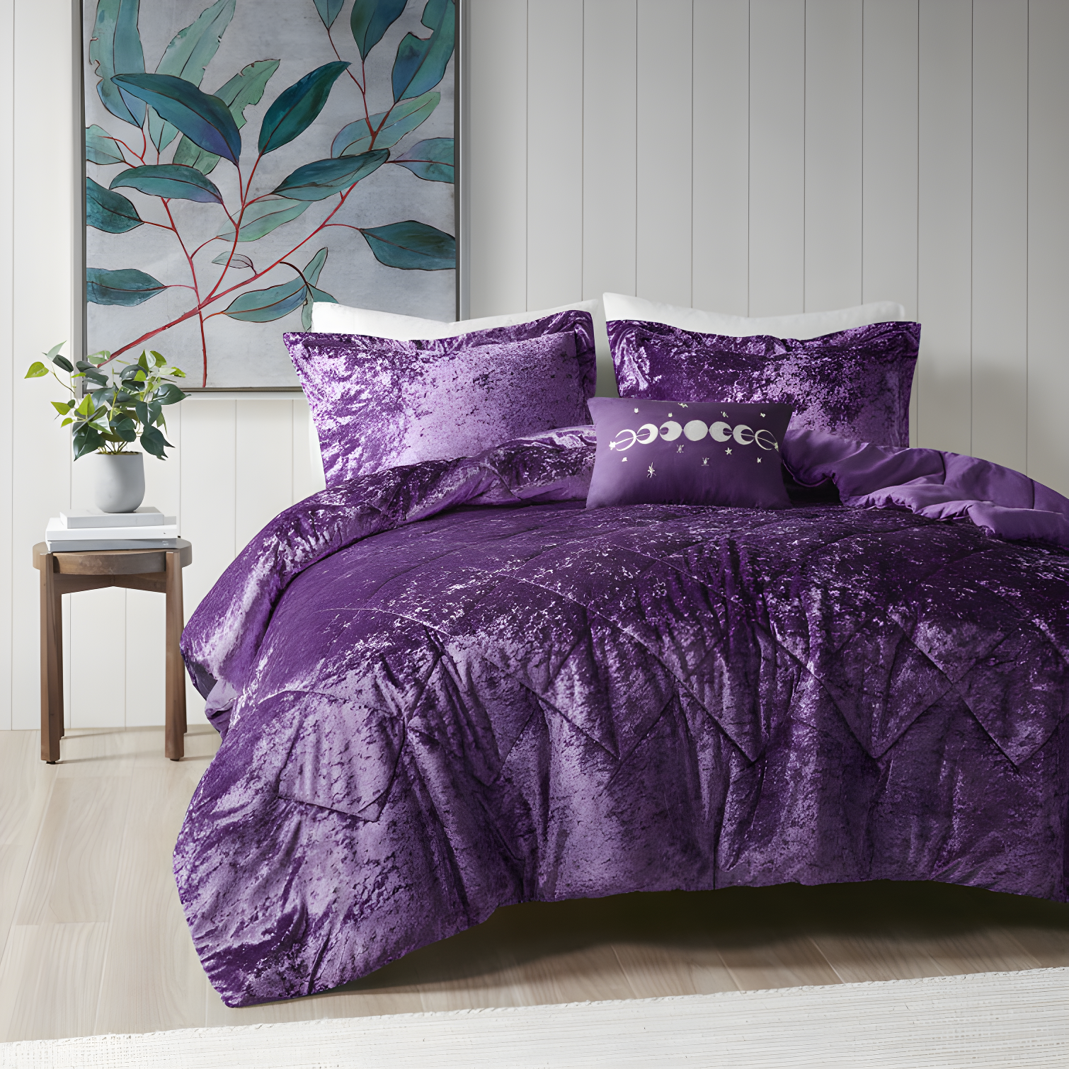 Luxurious Full/Queen Purple Velvet Quilted Comforter Set with Decorative Pillow