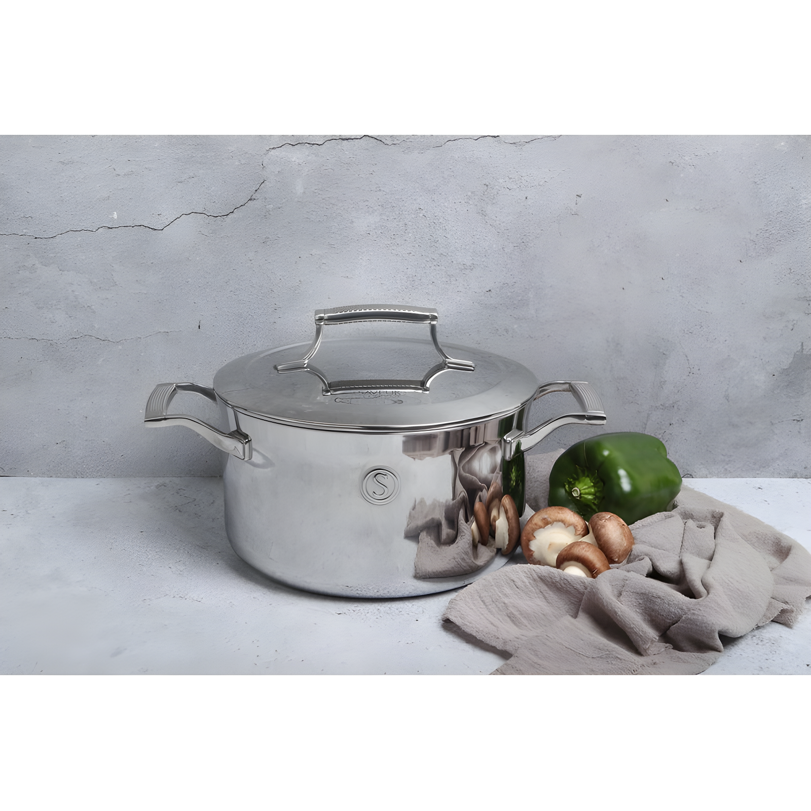 Voyage Series 4-Quart Stainless Steel Dutch Oven with Lid