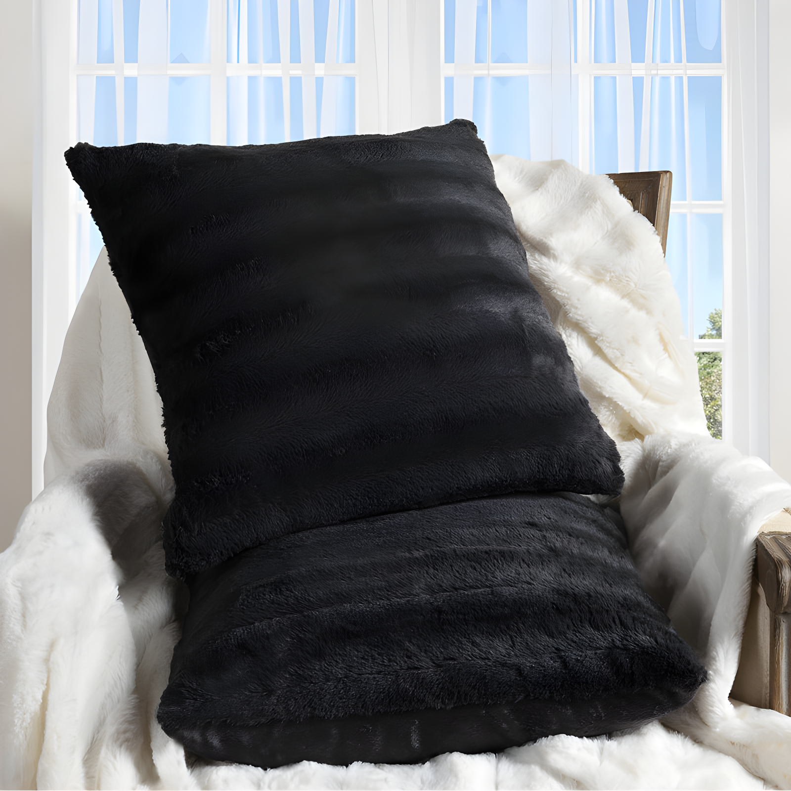 Black Faux Fur and Microplush 20" x 20" Throw Pillows Set