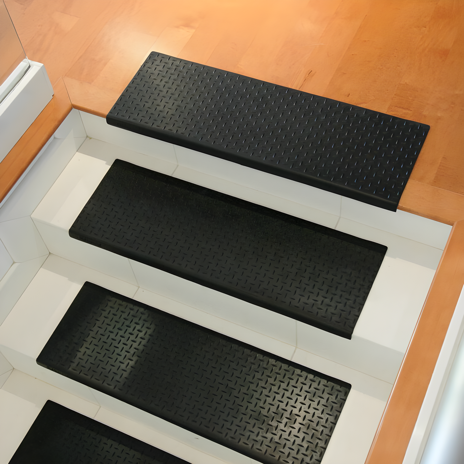 Black Diamond-Plate Non-Slip Rubber Stair Tread Mats, 6 Pack