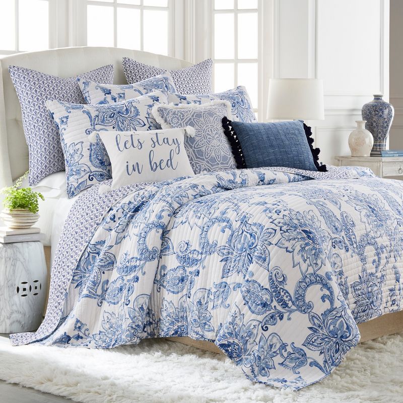 Bennett Blue and White Cotton Reversible Full Quilt Set