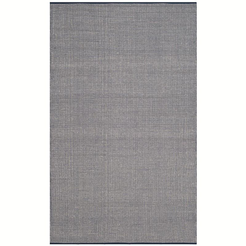 Ivory & Navy Hand-Woven Coastal Charm 5' x 8' Area Rug