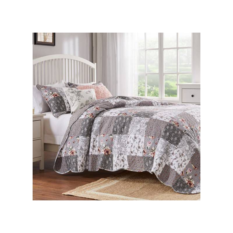 Giulia Gray and White King Microfiber Reversible Quilt Set