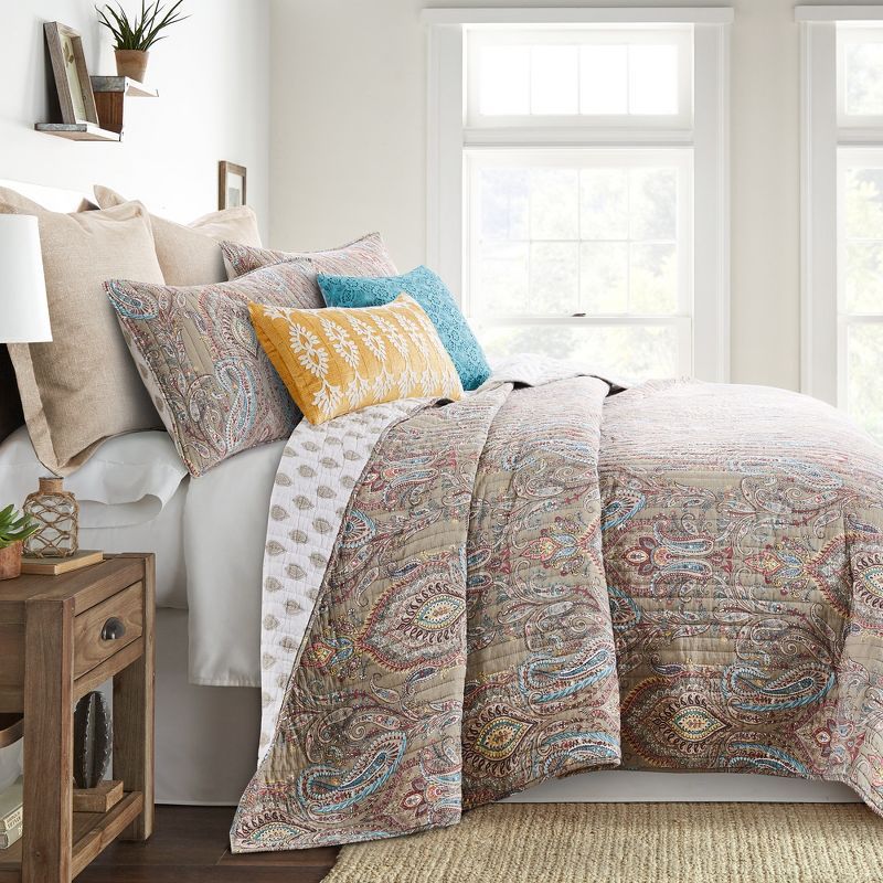 King Brown Cotton Reversible Quilt Set with Shams