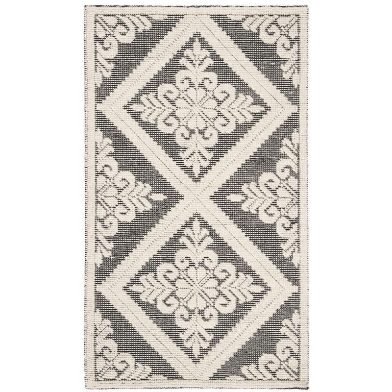 Ivory and Black Hand-Woven Wool Area Rug, 3' x 5'