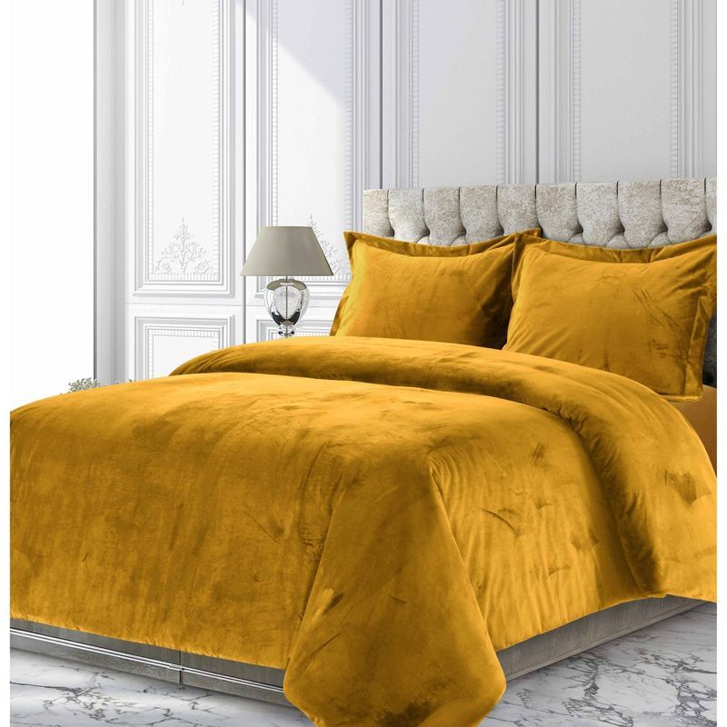 Luxurious Gold Velvet Queen Duvet Cover Set with Microfiber Backing