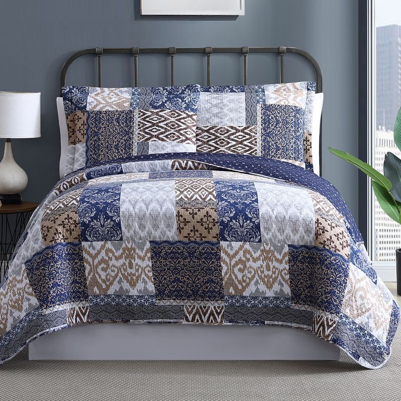 Laura Twin Blue Cotton Reversible Quilt Set