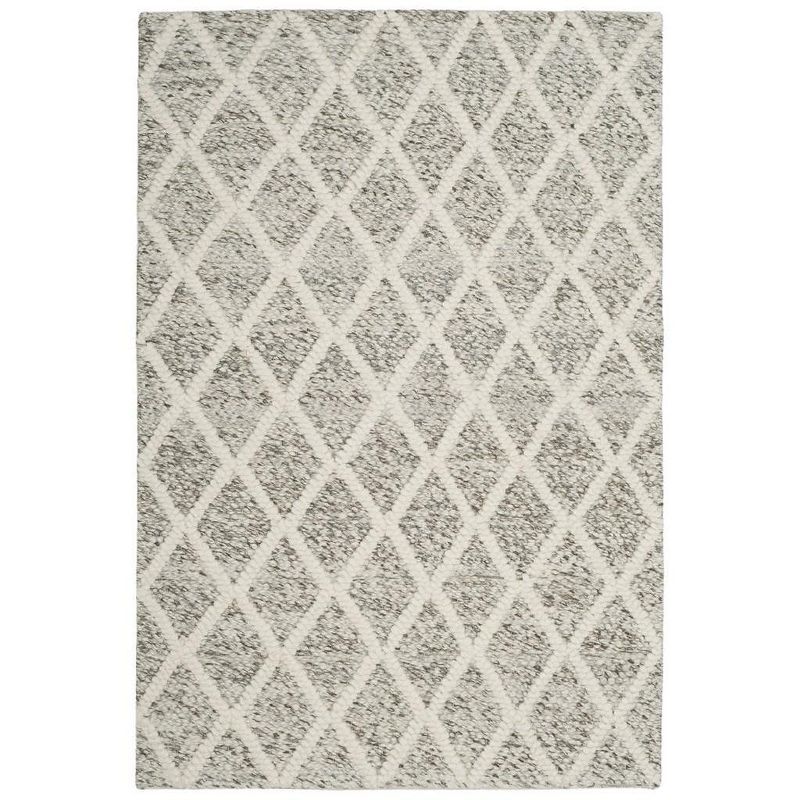 Ivory Elegance 4' x 6' Hand-Tufted Wool Blend Area Rug