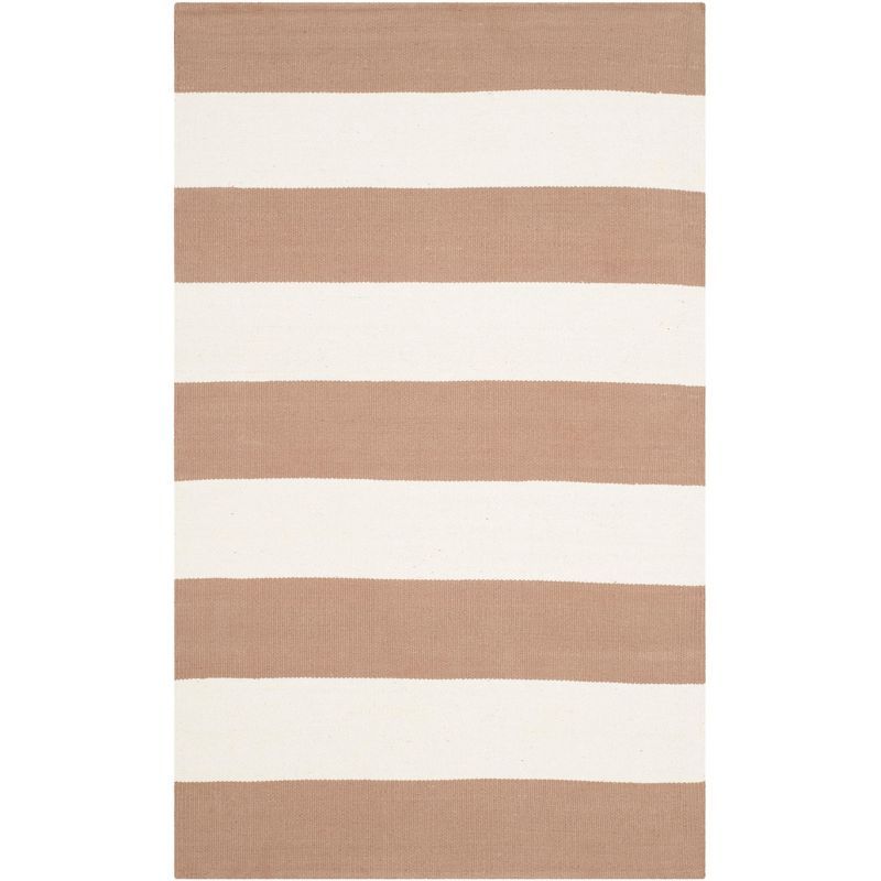 Ivory Coastal Charm 8' x 10' Hand-Woven Cotton Area Rug