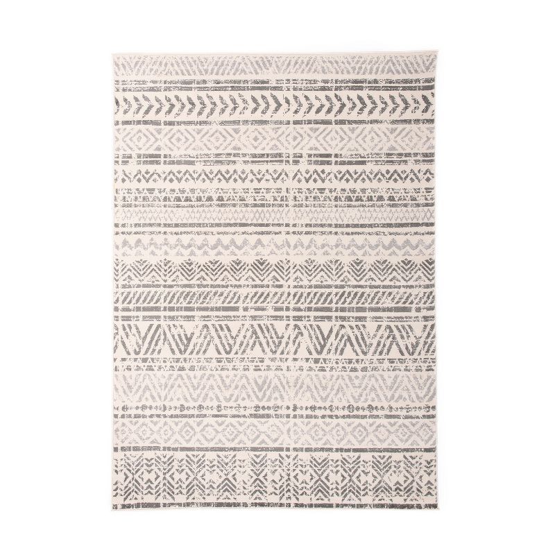 Elegant Geometric Gray Synthetic 6'6" x 9' Area Rug