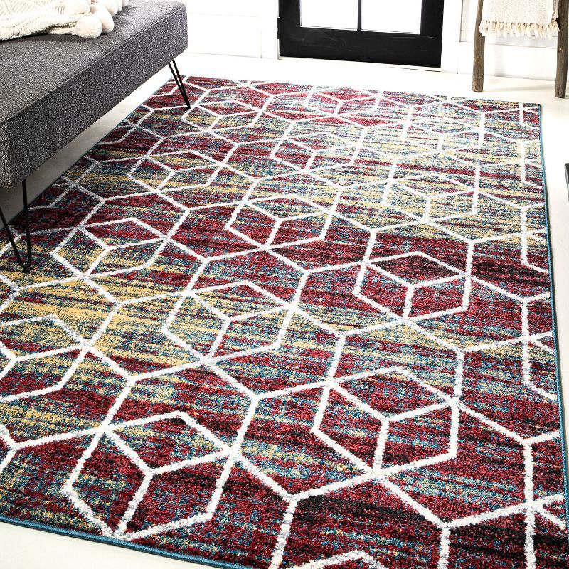Multi/White Geometric Synthetic 4' x 6' Area Rug