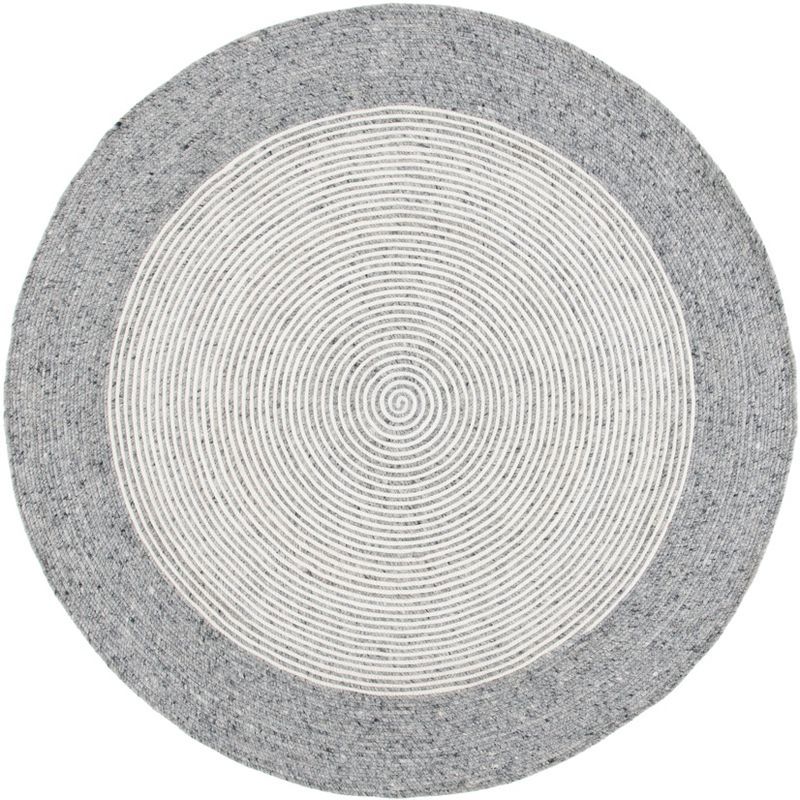 Handmade Grey and Ivory Round Wool Braided Rug, 5' Diameter