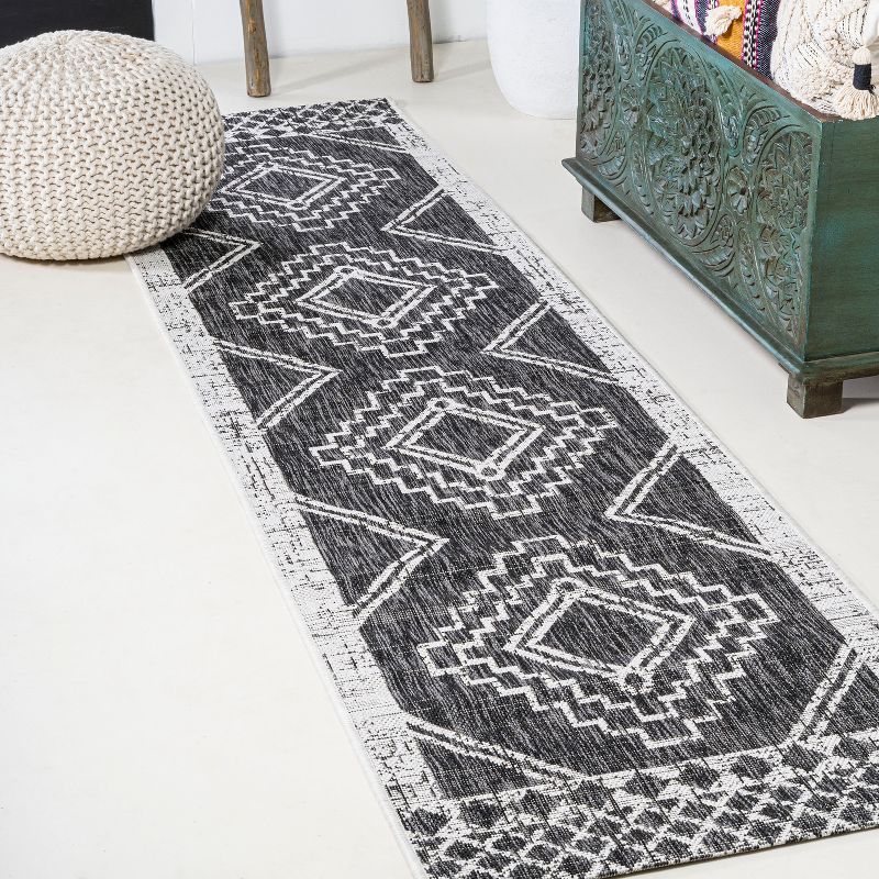 Boho-Chic Black and Ivory Tribal Medallion Washable Area Rug