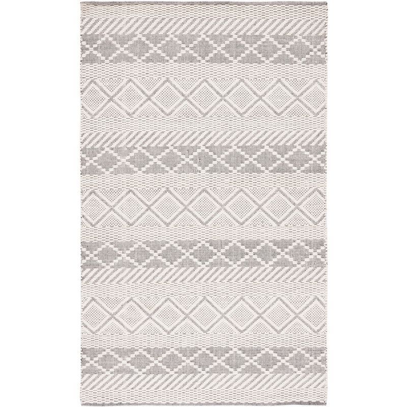 Ivory Hand-Tufted Wool Rectangular Rug with Fringe, 3' x 5'