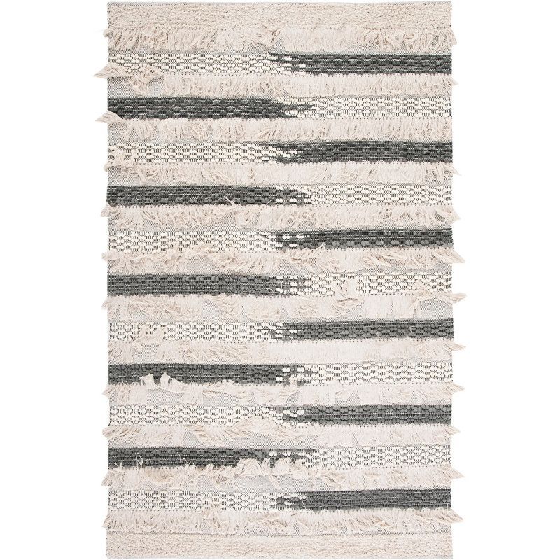 Handmade Beige and Grey Wool Flat Woven Area Rug, 5' x 8'