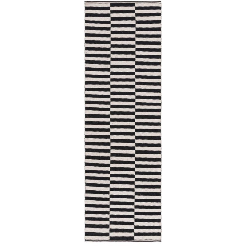 Coastal Charm Black and Ivory Handwoven Wool-Cotton 8' x 10' Rug