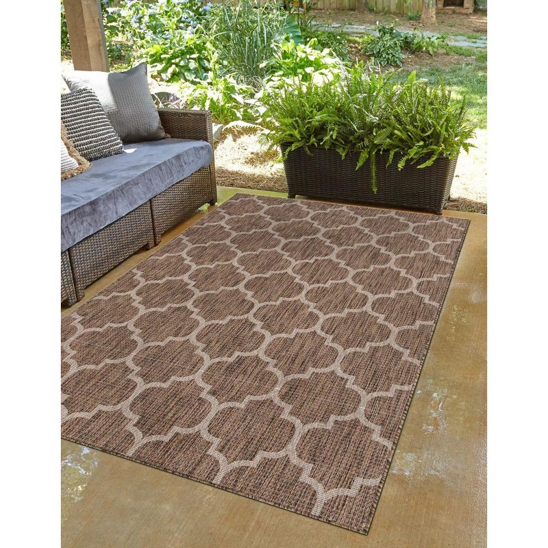 Rectangular Easy-Care Outdoor Lattice Brown Rug