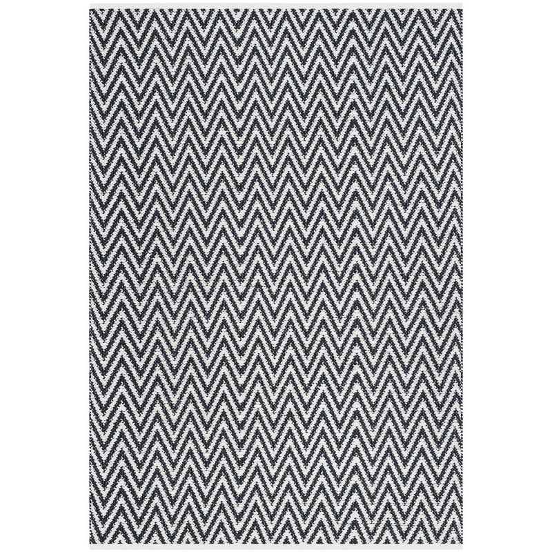 Coastal Charm Black/Ivory Handwoven Cotton Rug 5' x 7'