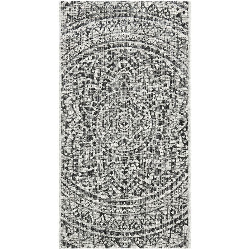 Light Grey and Black Rectangular Synthetic Area Rug 5' x 7'