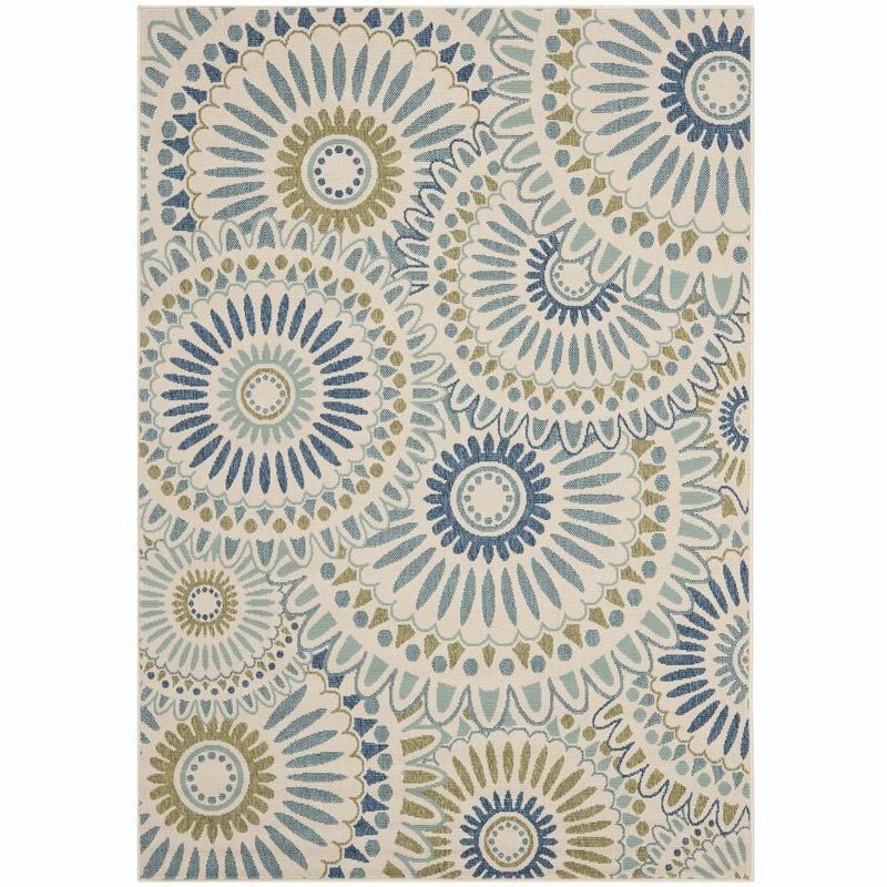 Cream and Green Floral Synthetic Indoor/Outdoor Rug