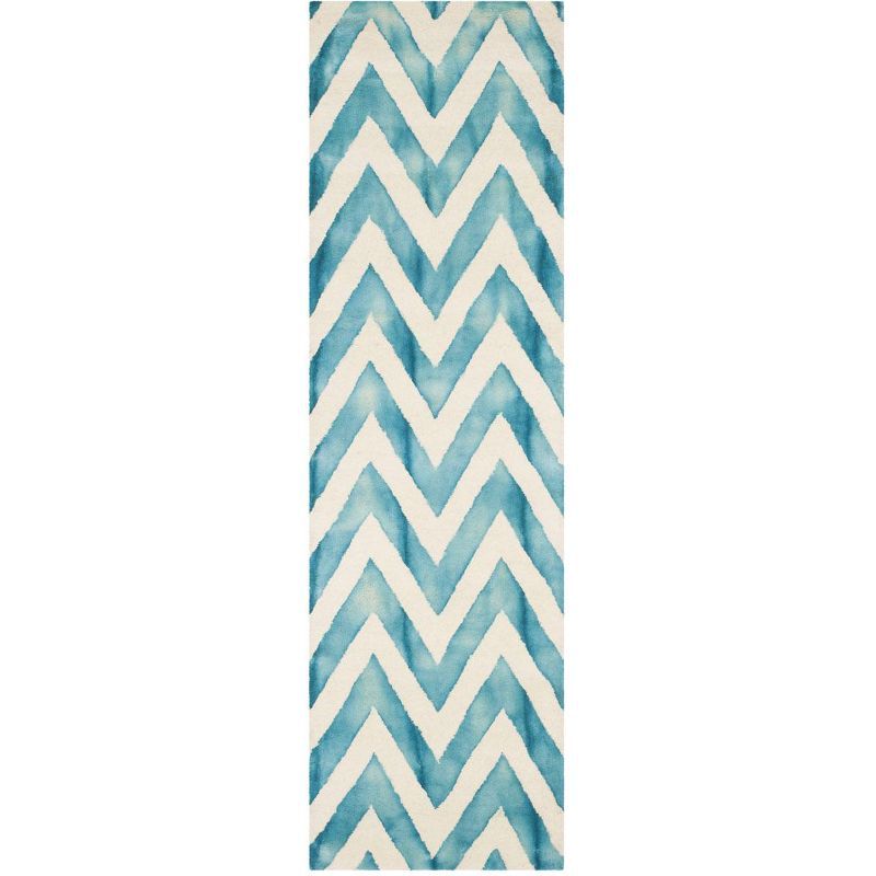 Ivory and Turquoise Hand-Tufted Wool Runner Rug, 2'3" x 8'