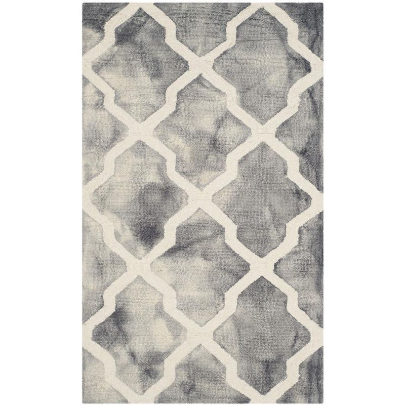 Grey and Ivory Hand-Tufted Wool 4' x 6' Area Rug