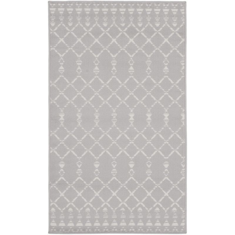 Gray Geometric Boho Chic 3' x 5' Area Rug