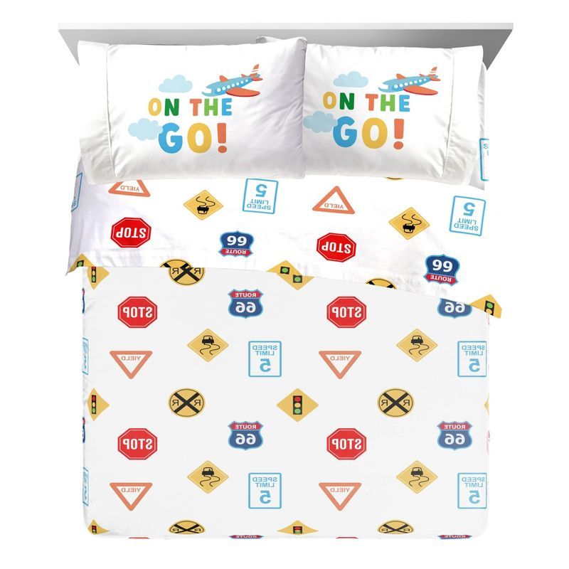 On The Go Toddler Bed Set with Vehicle Print