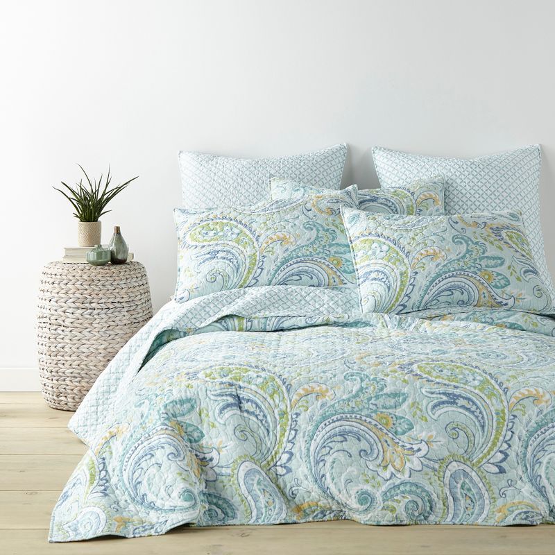 Full Blue Cotton Reversible Paisley Quilt Set