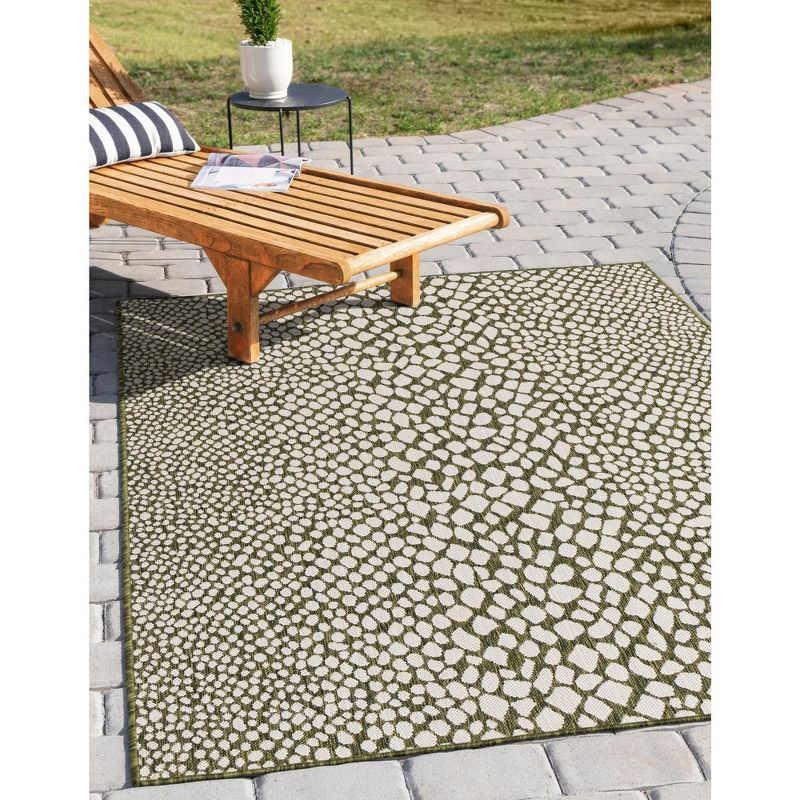 Green and Ivory Rectangular Outdoor Synthetic Area Rug