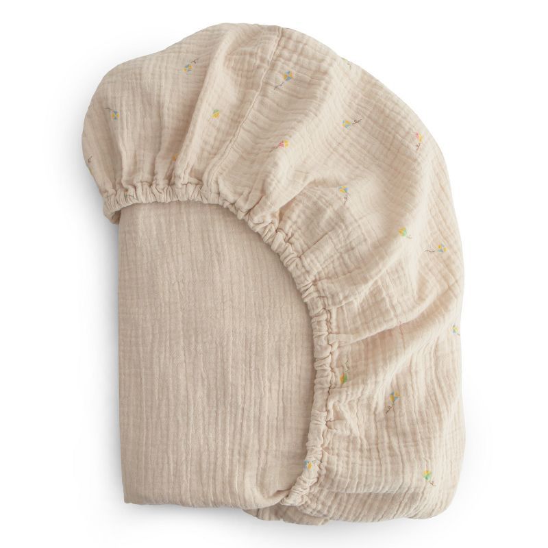 Extra Soft Beige Cotton Muslin Crib Sheet with Kites Pattern