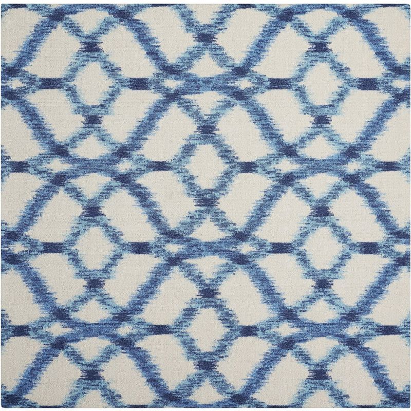 Aegean Blue and White Square Trellis Indoor/Outdoor Rug
