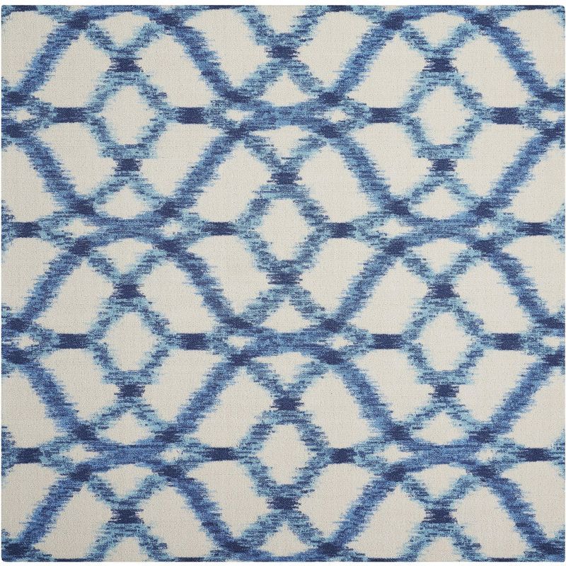 Aegean Blue and White Square Trellis Indoor/Outdoor Rug