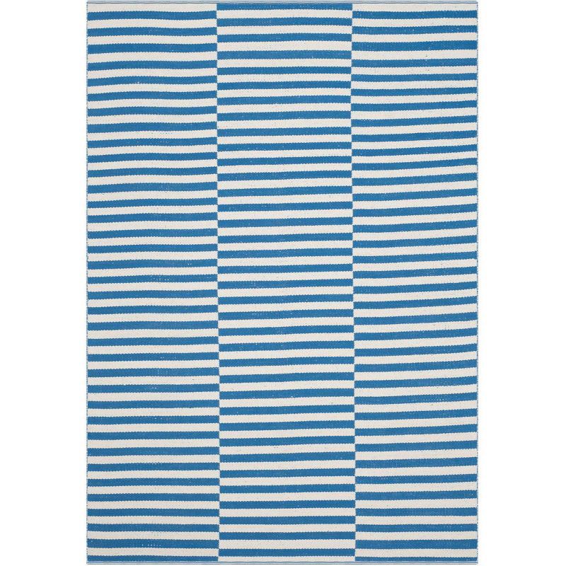 Ivory and Blue Handwoven Cotton Montauk 5' x 7' Area Rug