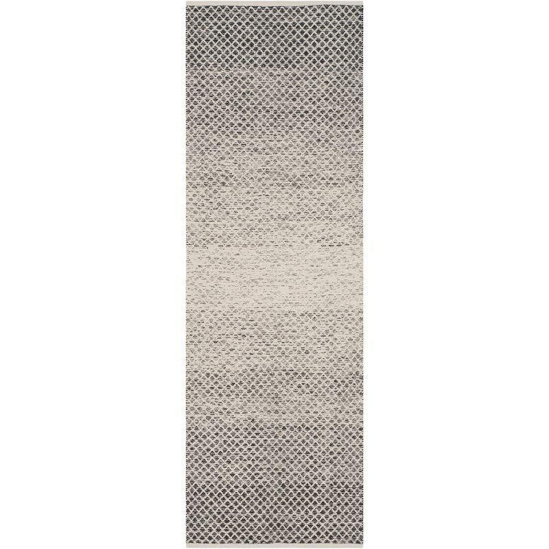 Handwoven Coastal Charm Black/Ivory Cotton Area Rug - 28" x 11"