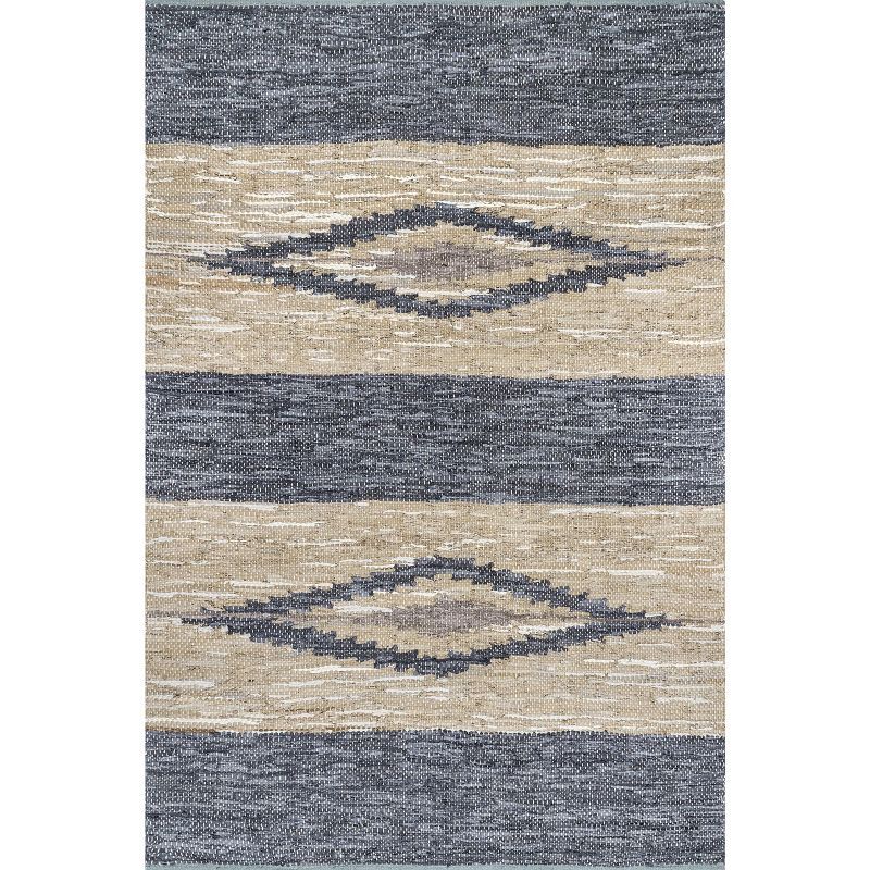 Handmade Reversible Gray Geometric Leather Area Rug, 5' x 8'