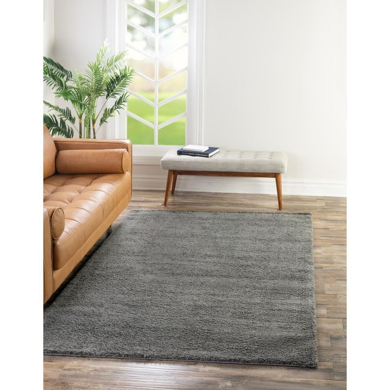 Calabasas Solo Gray 3'3" x 5'3" Synthetic Shag Area Rug