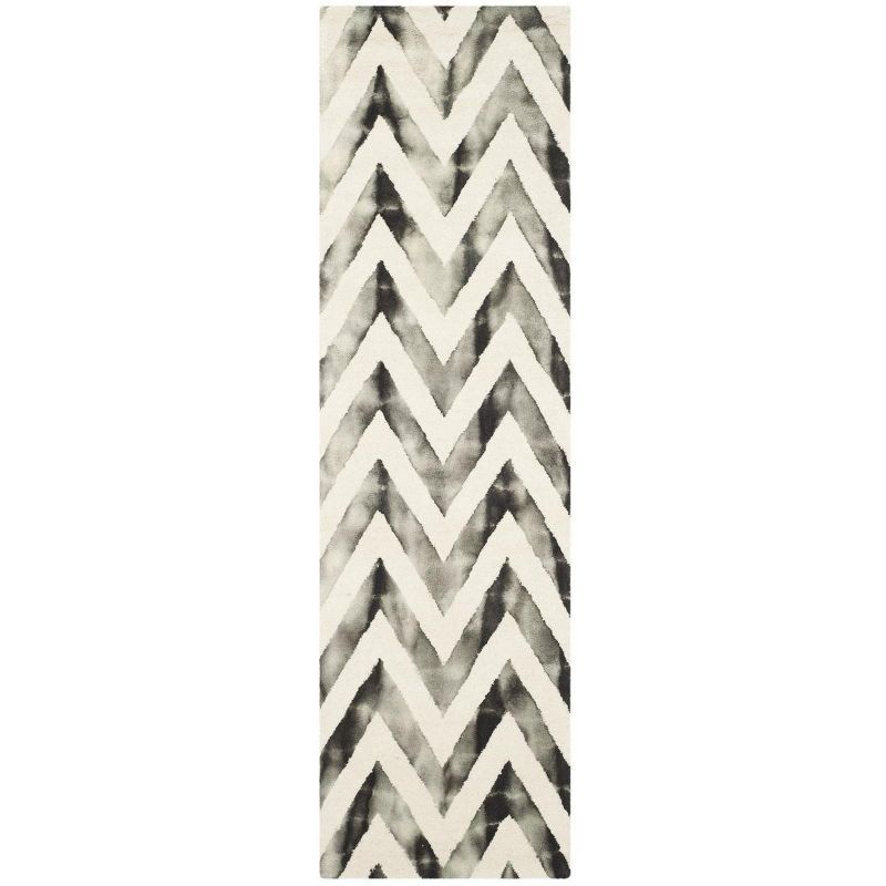 Ivory Charcoal Hand-Tufted Wool Runner Rug 27" x 10"