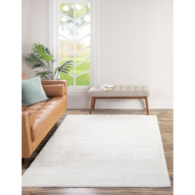 Snow White Solid Shag Rectangular Easy-Care Rug, 3' 3" x 5' 3"