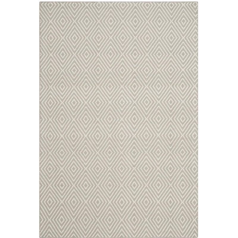 Wilton Light Grey and Ivory Hand-Hooked Wool 4' x 6' Area Rug