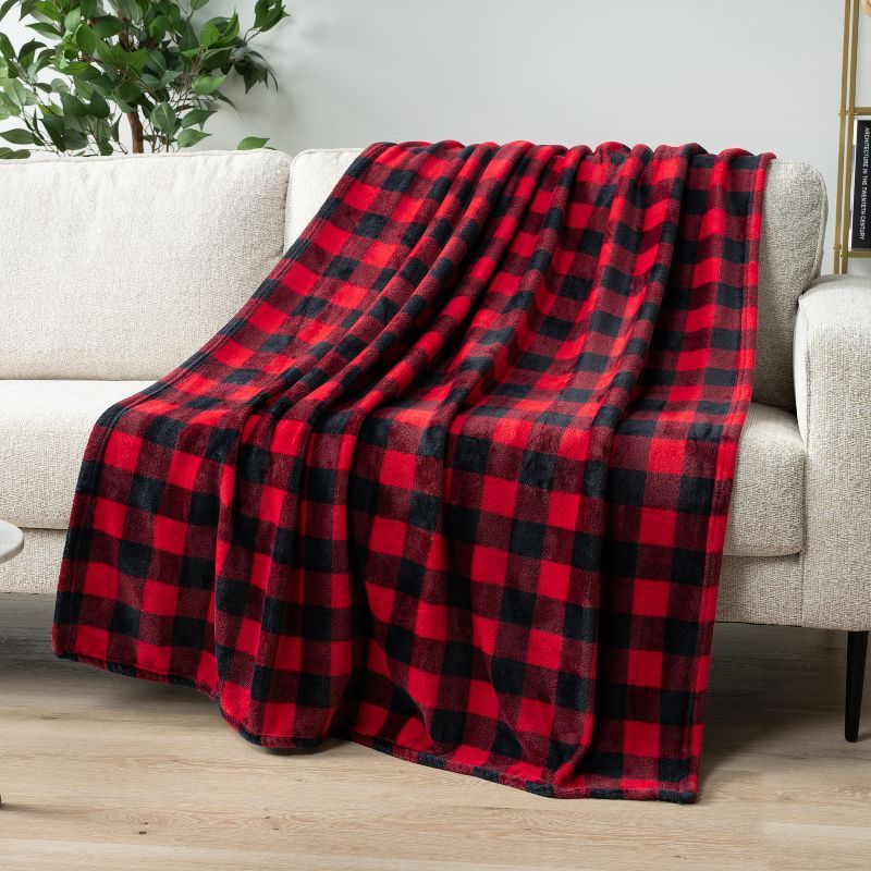 Red and Black Checkered Fleece Throw Blanket, 50" x 60"