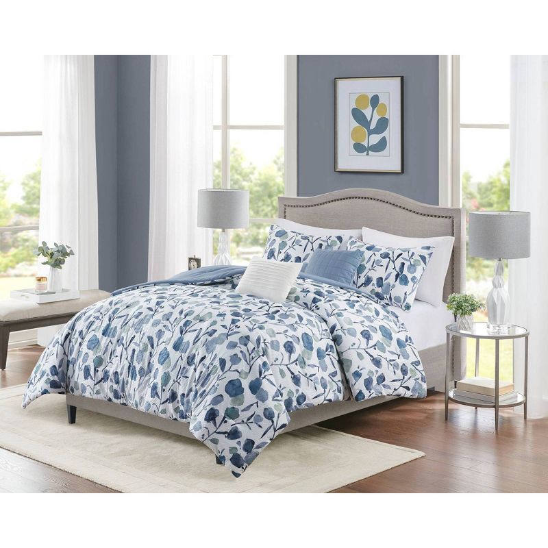 Full White Seersucker Tulip Print Comforter Bedding Set