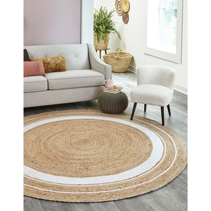 Handmade Natural Ivory Braided Jute Round Rug