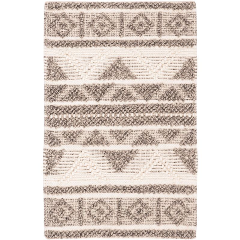 Handwoven Artisan Gray and Ivory Wool Accent Rug - 2'3" x 5'